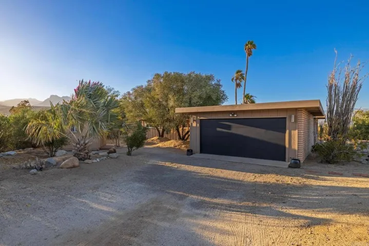3014 Broken Arrow Road, Borrego Springs, California 92004