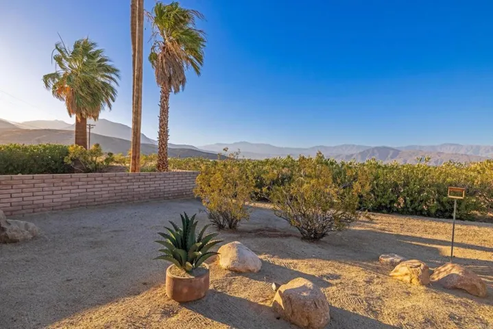 3014 Broken Arrow Road, Borrego Springs, California 92004