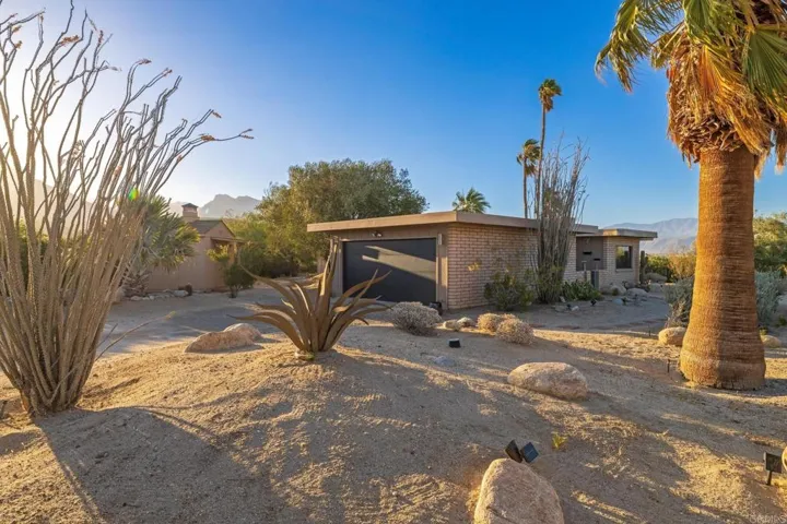 3014 Broken Arrow Road, Borrego Springs, California 92004