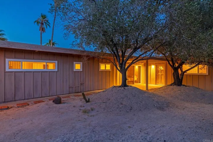 3014 Broken Arrow Road, Borrego Springs, California 92004