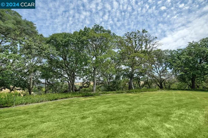2724 Ptarmigan Dr 2, Walnut Creek, California 94595