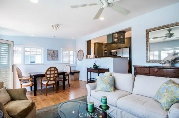 212 35th Street, Hermosa Beach, California 90254