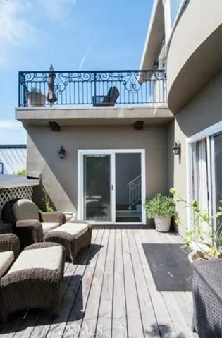 212 35th Street, Hermosa Beach, California 90254