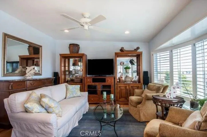 212 35th Street, Hermosa Beach, California 90254