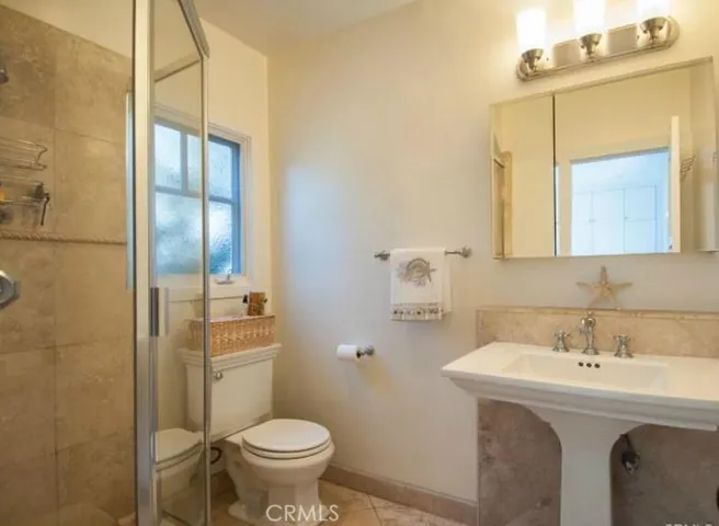 212 35th Street, Hermosa Beach, California 90254
