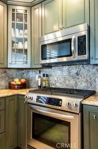 212 35th Street, Hermosa Beach, California 90254