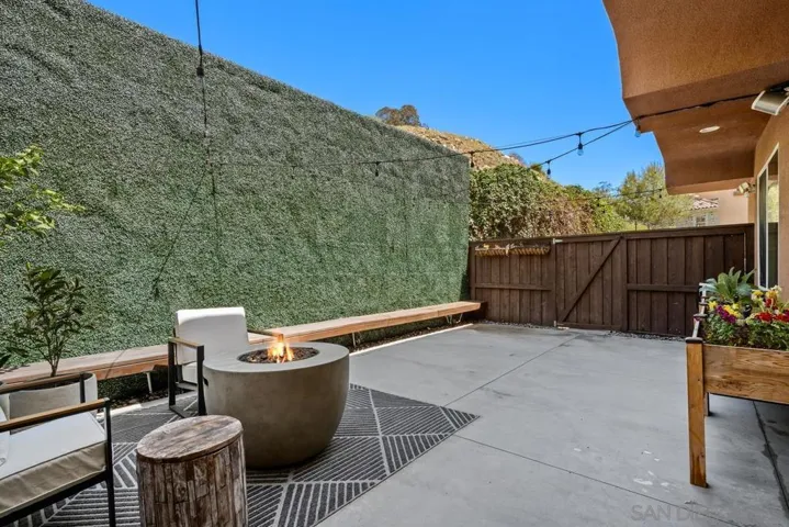 1330 Sky Ridge Ct, San Marcos, California 92078