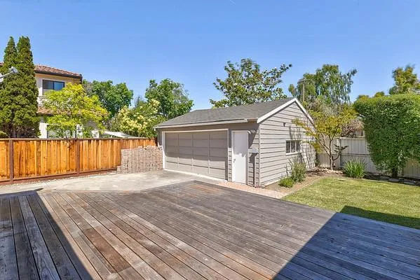 850 Loma Verde Avenue, Palo Alto, California 94303