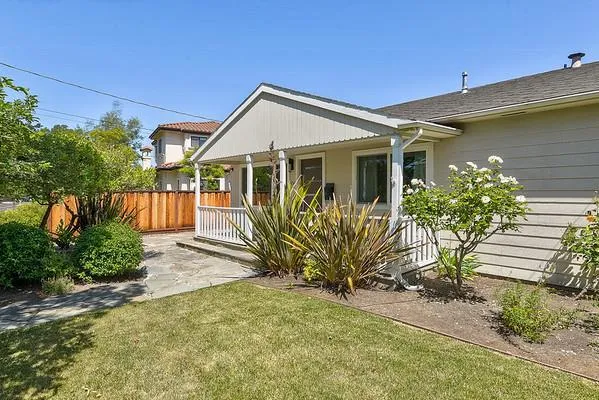 850 Loma Verde Avenue, Palo Alto, California 94303