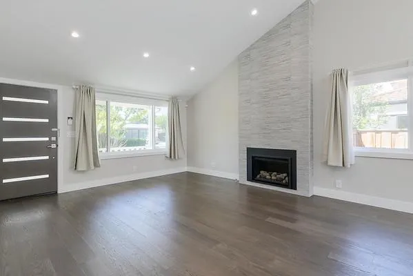 850 Loma Verde Avenue, Palo Alto, California 94303