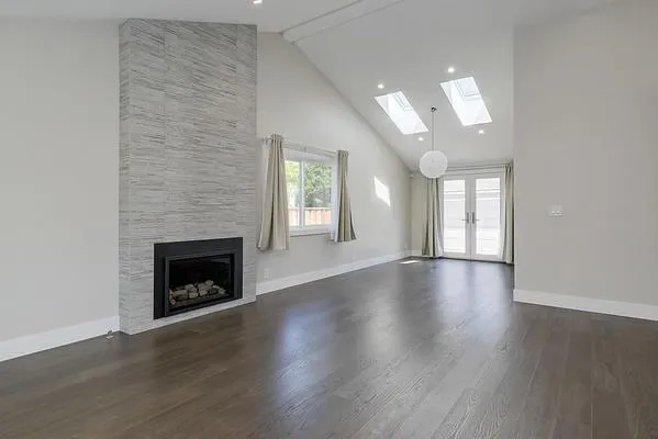850 Loma Verde Avenue, Palo Alto, California 94303