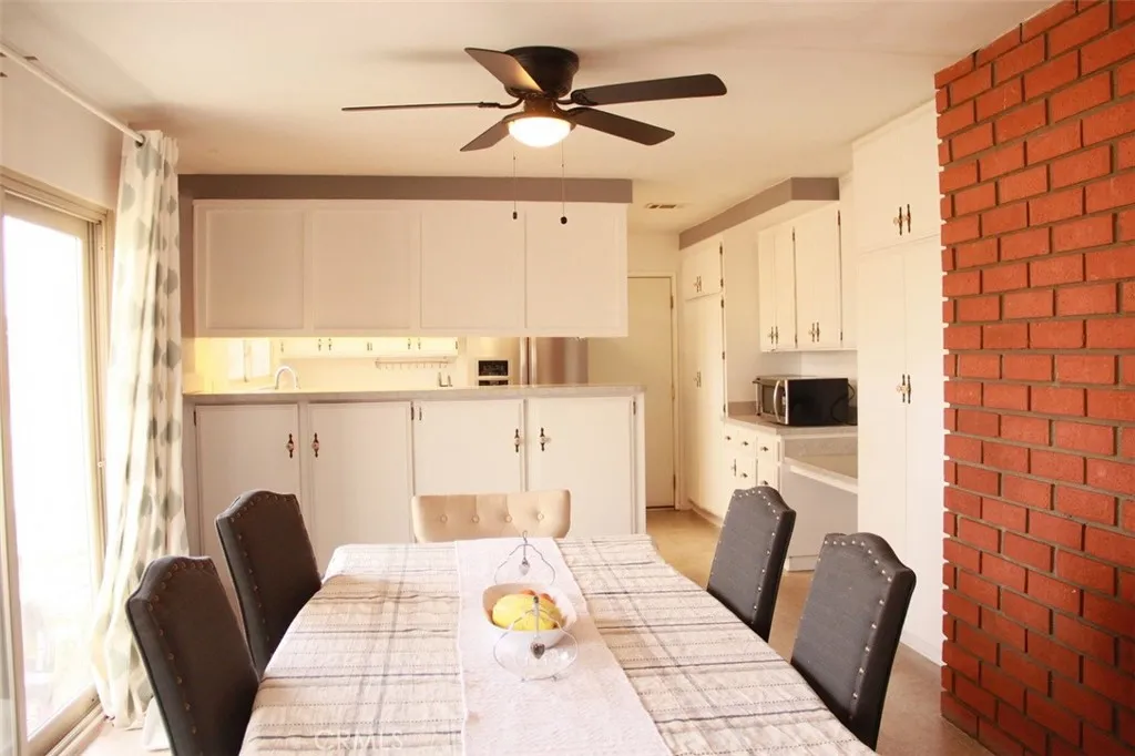 20510 Shawnee Road, Apple Valley, California 92308 home-pic-8