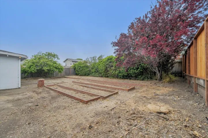 975 Crespi Drive, Pacifica, California 94044