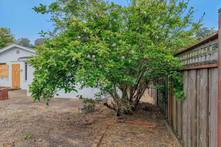 975 Crespi Drive, Pacifica, California 94044