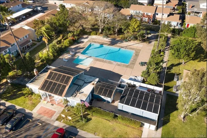 10220 Ascot Circle, Huntington Beach, California 92646