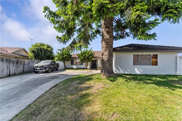 11617 Marigold Circle, Fountain Valley, California 92708