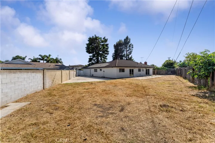11617 Marigold Circle, Fountain Valley, California 92708