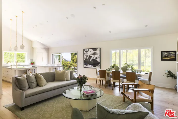 14943 Jadestone Drive, Sherman Oaks, California 91403