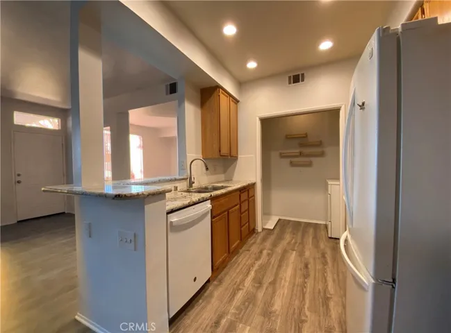 202 Chaumont Circle, Lake Forest, California 92610