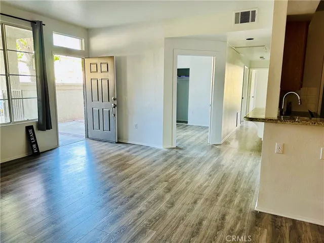 202 Chaumont Circle, Lake Forest, California 92610