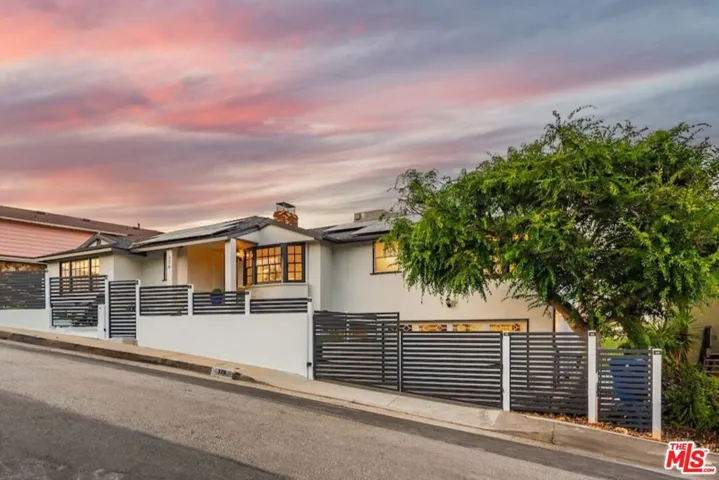 379 Fowling Street, Playa Del Rey, California 90293