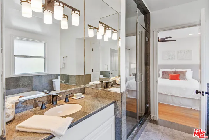 379 Fowling Street, Playa Del Rey, California 90293