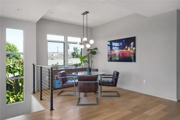 Dining Room (upstairs)