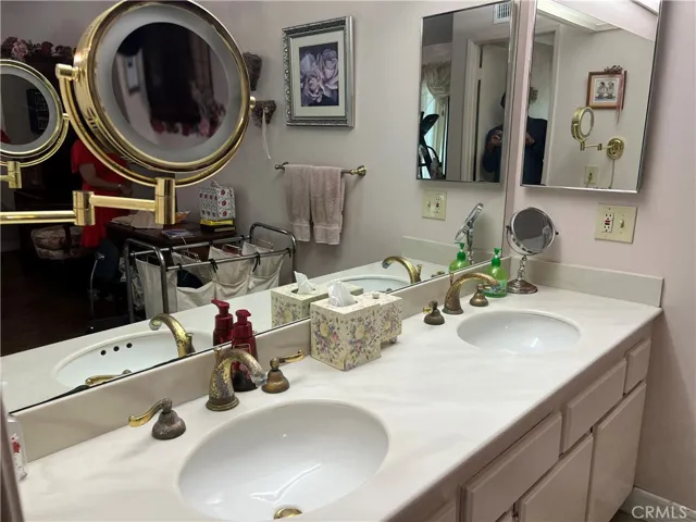 17842 Pineridge Drive, Yorba Linda, California 92886