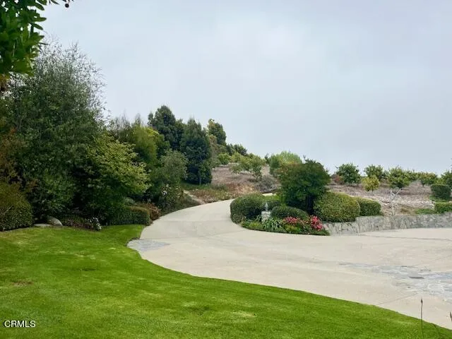 Private Circular Driveway