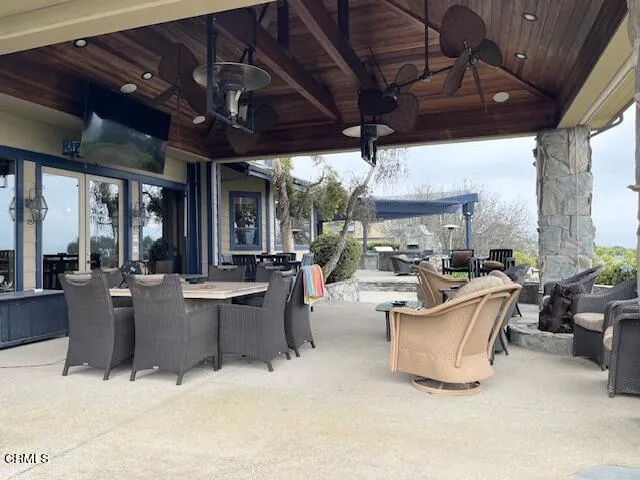 Back Patio with Views!