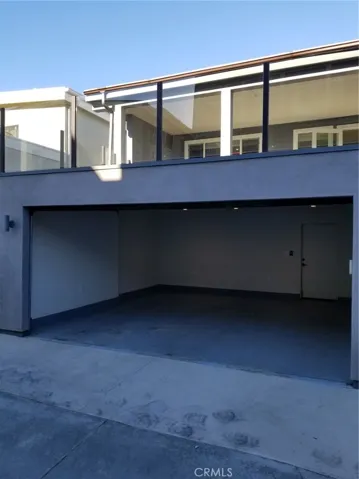 Rooftop Deck over two car Garage
