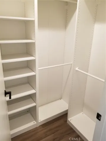 Walk-in Closet