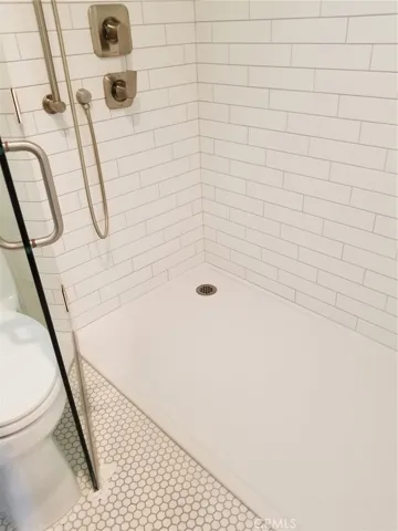 Bedroom/Bath #1, Walk-in shower, handicap accessible