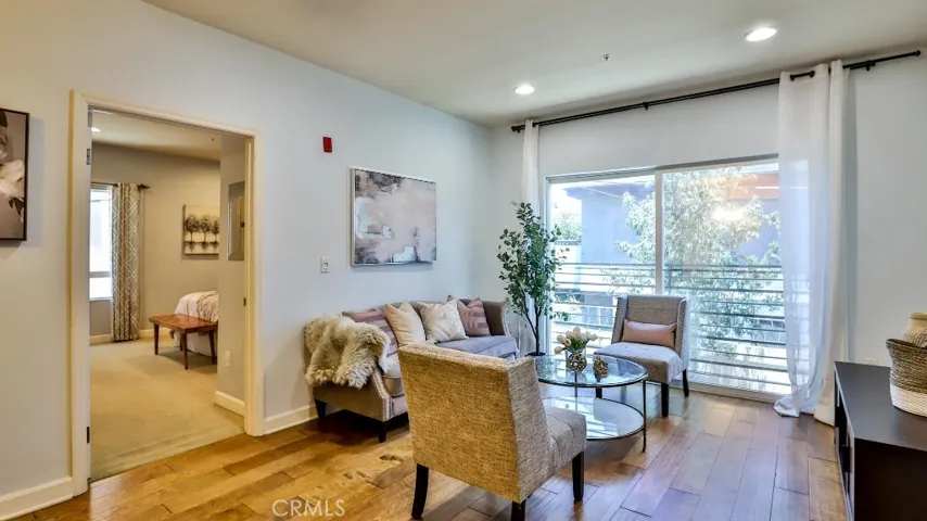 2311 W 10th Street 204, Los Angeles, California 90006