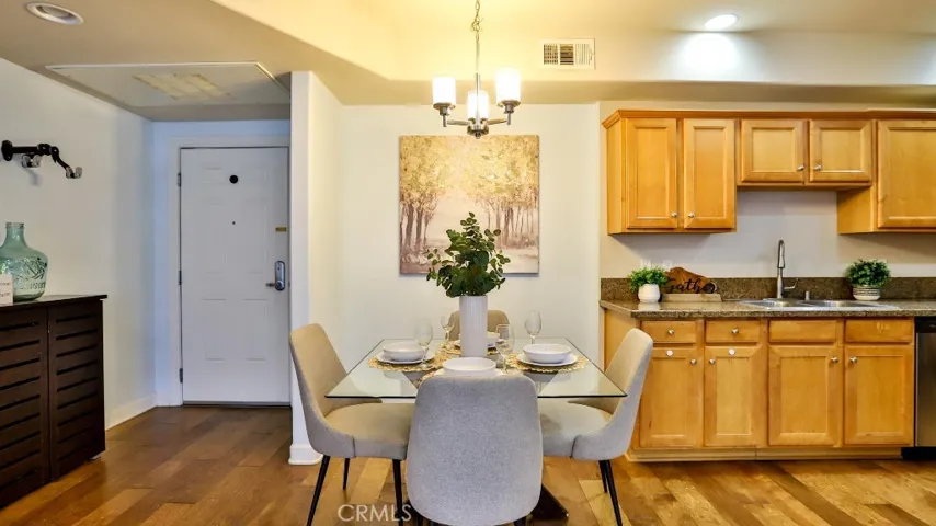 2311 W 10th Street 204, Los Angeles, California 90006