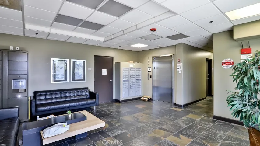 2311 W 10th Street 204, Los Angeles, California 90006