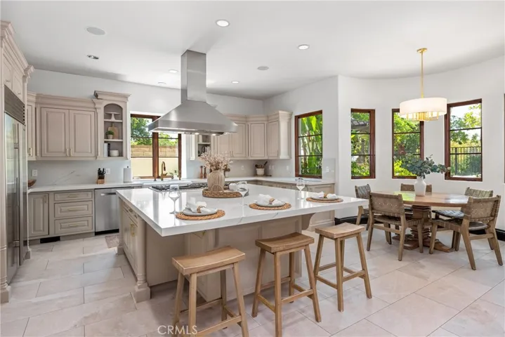 25783 Oak Leaf Court, Valencia, California 91381