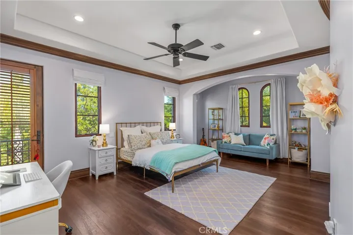 25783 Oak Leaf Court, Valencia, California 91381