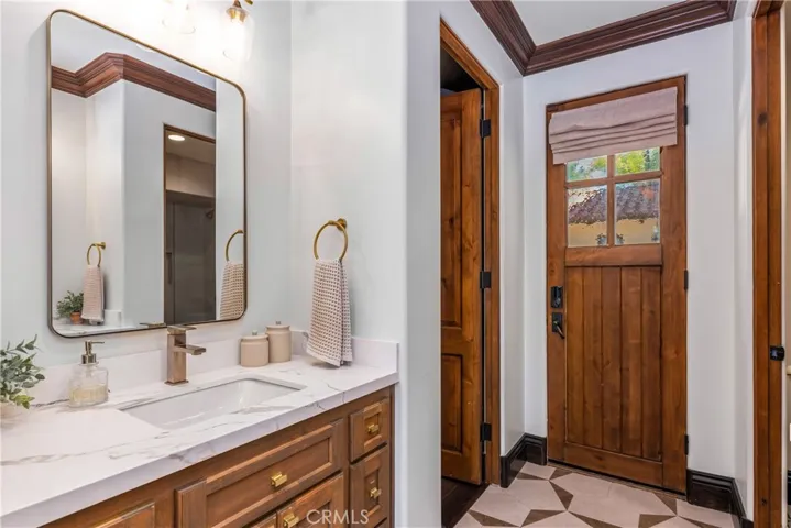 25783 Oak Leaf Court, Valencia, California 91381