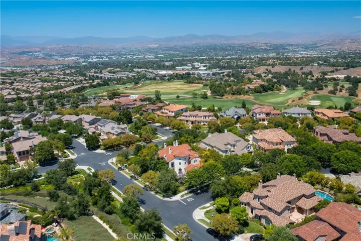 25783 Oak Leaf Court, Valencia, California 91381