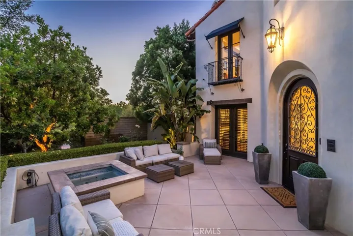 25783 Oak Leaf Court, Valencia, California 91381