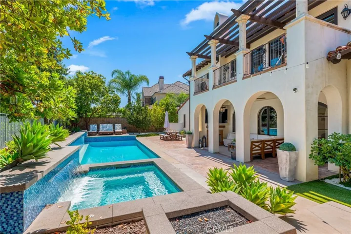25783 Oak Leaf Court, Valencia, California 91381