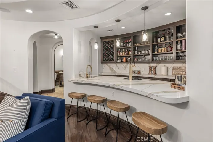 25783 Oak Leaf Court, Valencia, California 91381