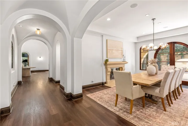 25783 Oak Leaf Court, Valencia, California 91381