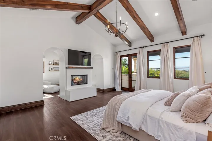 25783 Oak Leaf Court, Valencia, California 91381