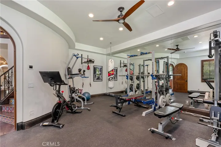 25783 Oak Leaf Court, Valencia, California 91381