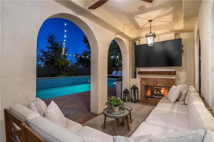 25783 Oak Leaf Court, Valencia, California 91381