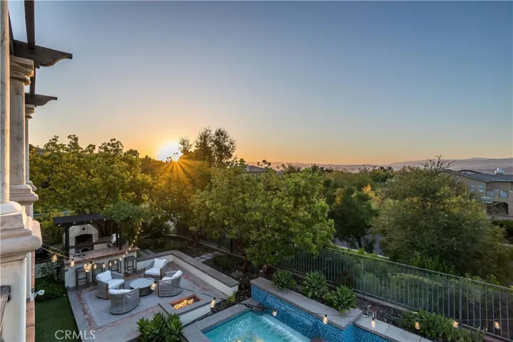 25783 Oak Leaf Court, Valencia, California 91381