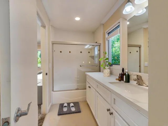 7017 El Camino Del Norte, Rancho Santa Fe, California 92067