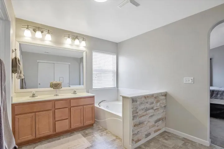 29464 Margarita Court, Gustine, California 95322